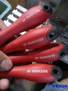 专业单色移印，能自己调机器，简单维修机器</strong>